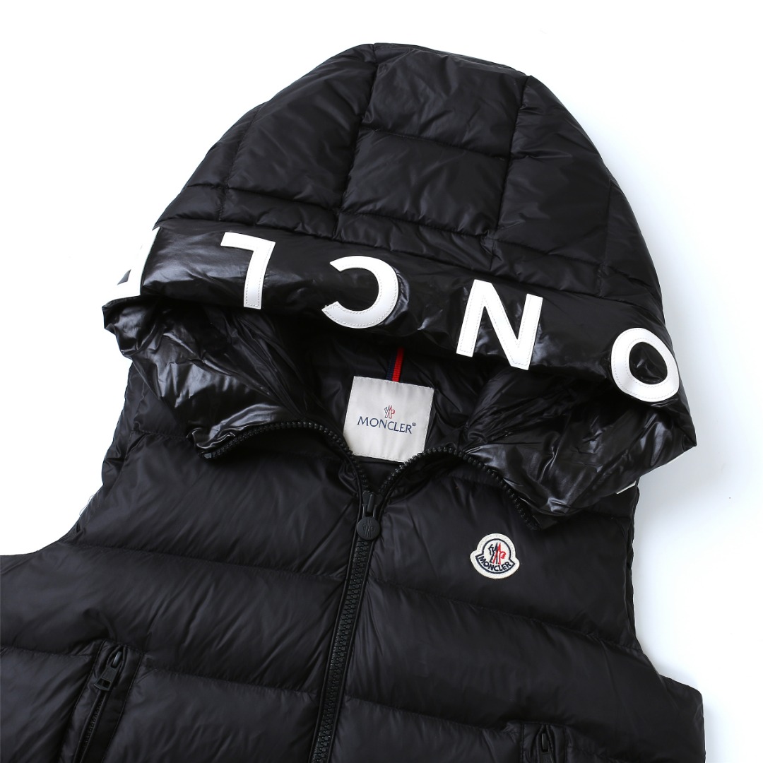 【公式認定ストア】MONCLER  ダウンジャケット Montreuil（ユニセックス）多くの著名人やセレブに愛用されています! 即完売必至