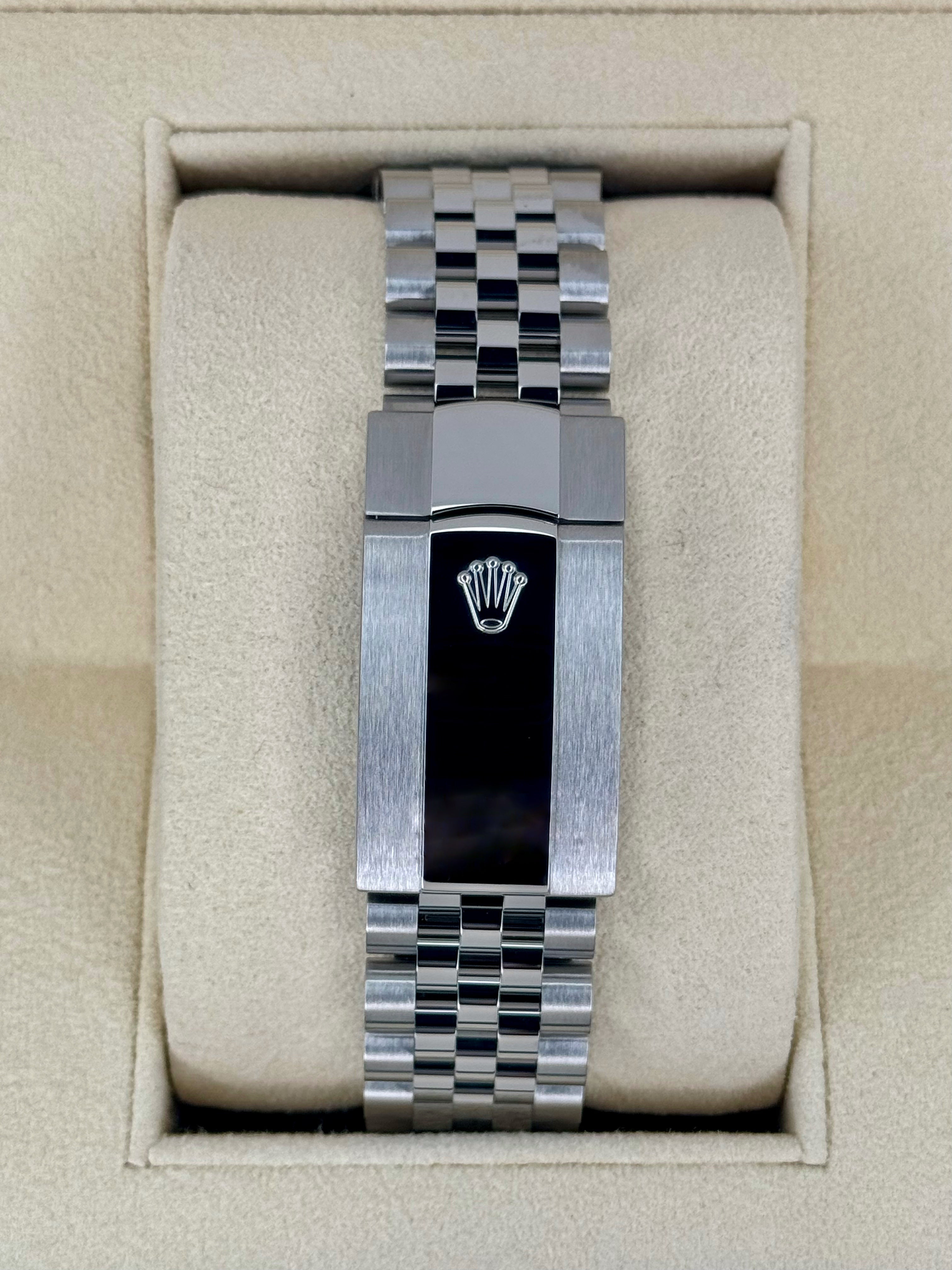 2022 スカイドゥエラー 42mm 326934 ステンレススティール ジュビリー ブルーダイヤル