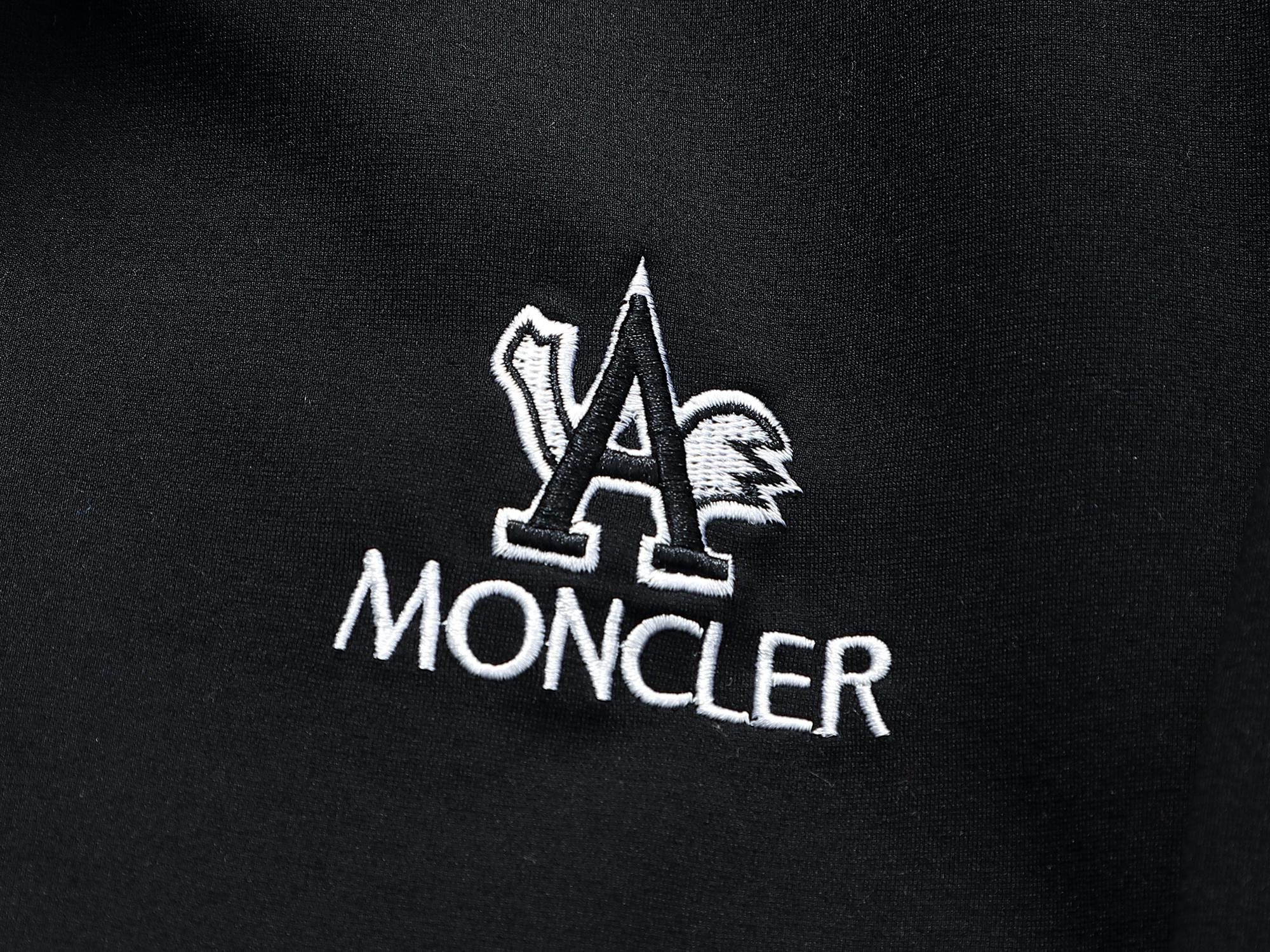 【MONCLER】モンクレール、【即日出荷】ご好評に付き再入荷！