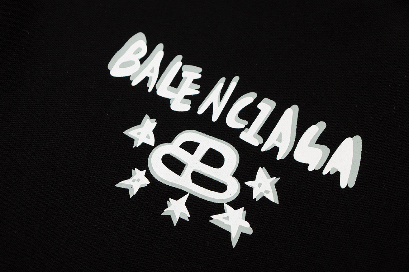【BALENCIAGA】(バレンシアガ )半袖 ご好評に付き再入荷!