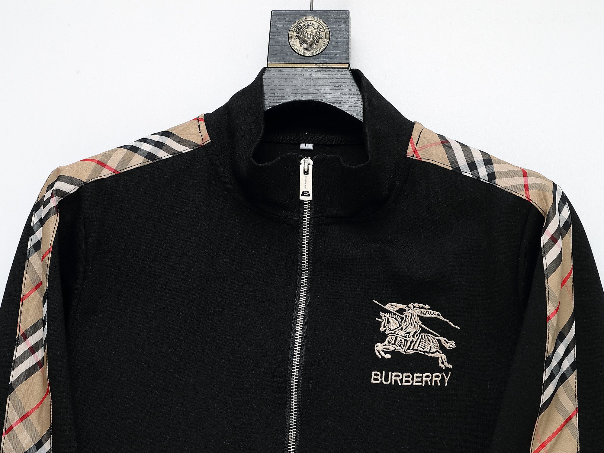 【BURBERRY公式旗艦店】ご好評に付き再入荷！