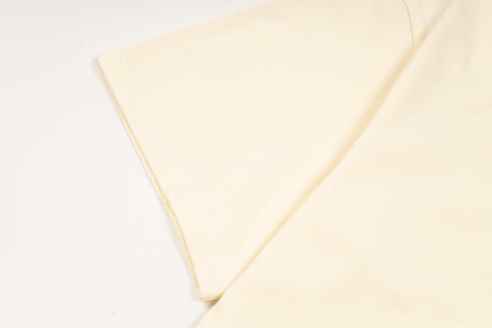 【GUCCI 公式旗艦店】クッチ Tシャツ ご好評に付き再入荷！