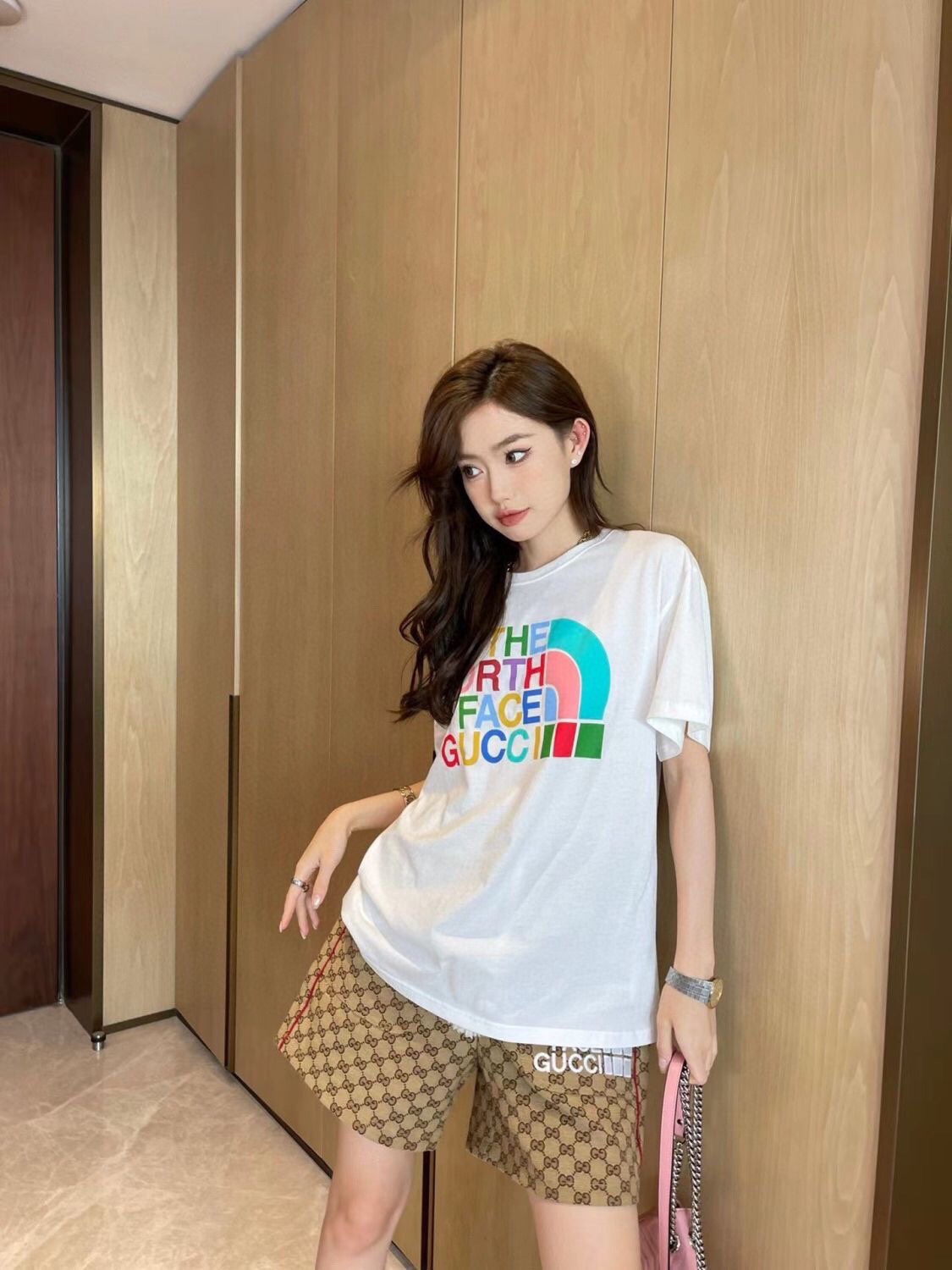 【Gucci 】（グッチ）半袖 男女兼用、ご好評に付き再入荷！