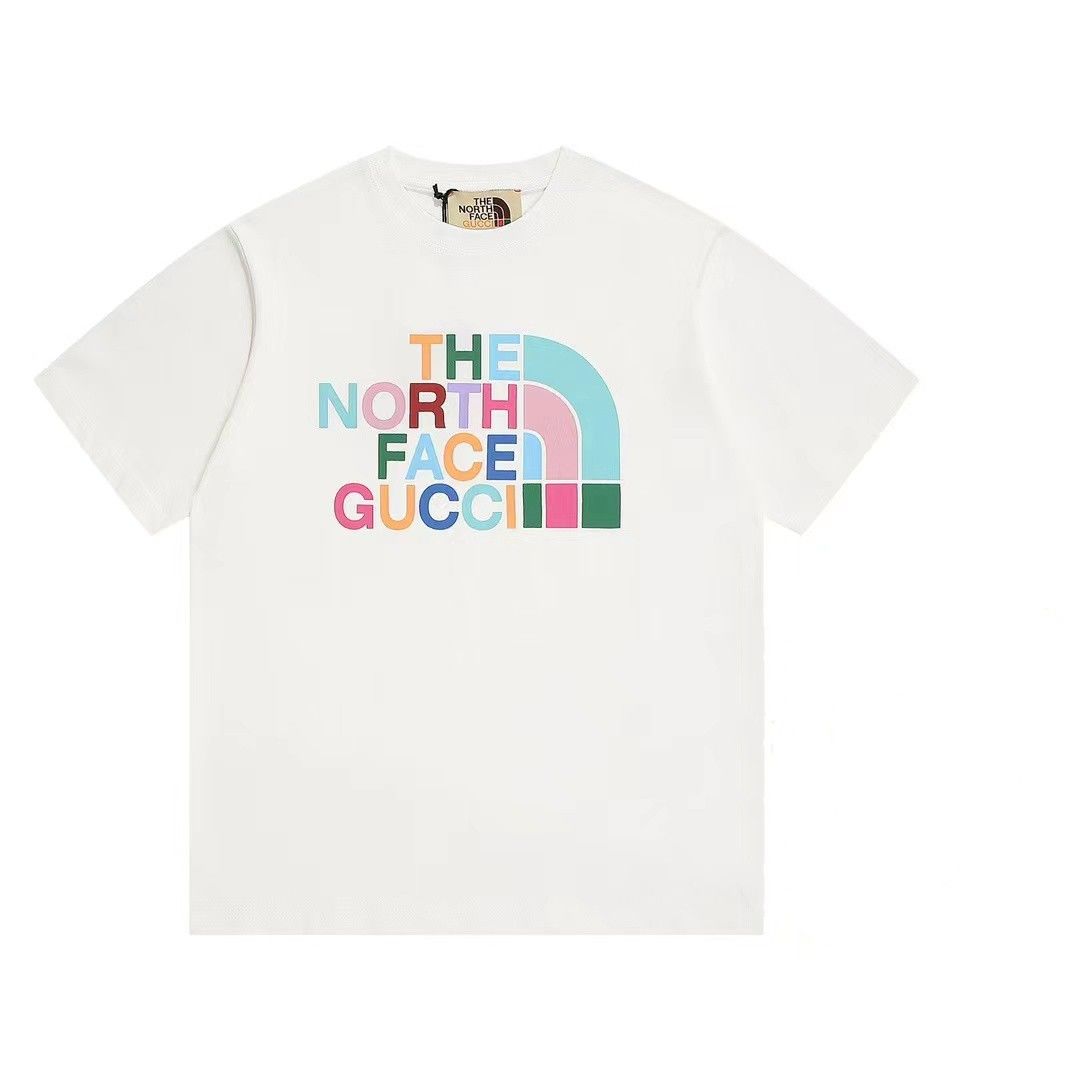 【Gucci 】（グッチ）半袖 男女兼用、ご好評に付き再入荷！