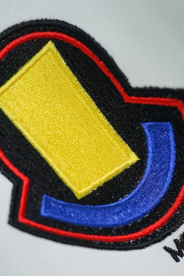 【Moncler 】（モンクレール）男女兼用、ご好評に付き再入荷！