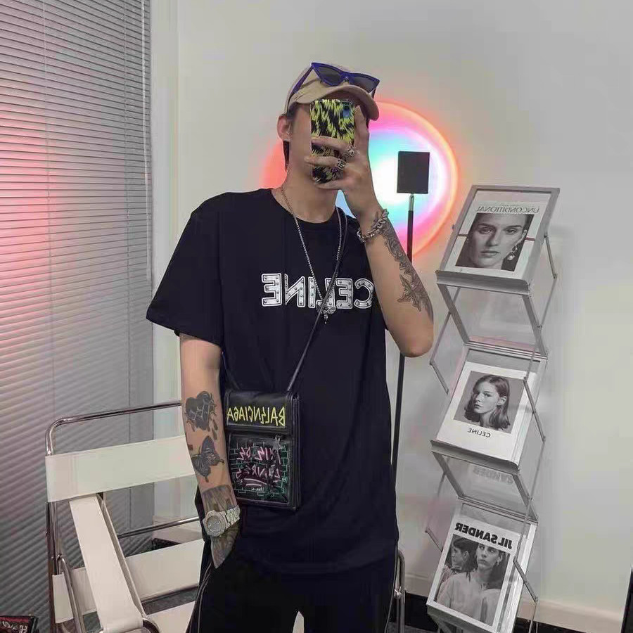 【CELINE】（セリーヌ）男女兼用、ご好評に付き再入荷！