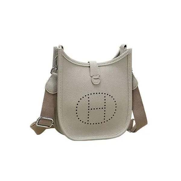 ショルダーバッグ