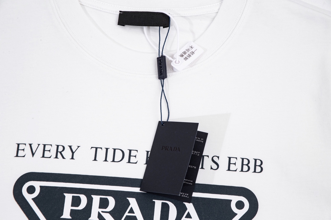 【2024】【PRADA 公式旗艦店】プラダ Tシャツ ご好評に付き再入荷!