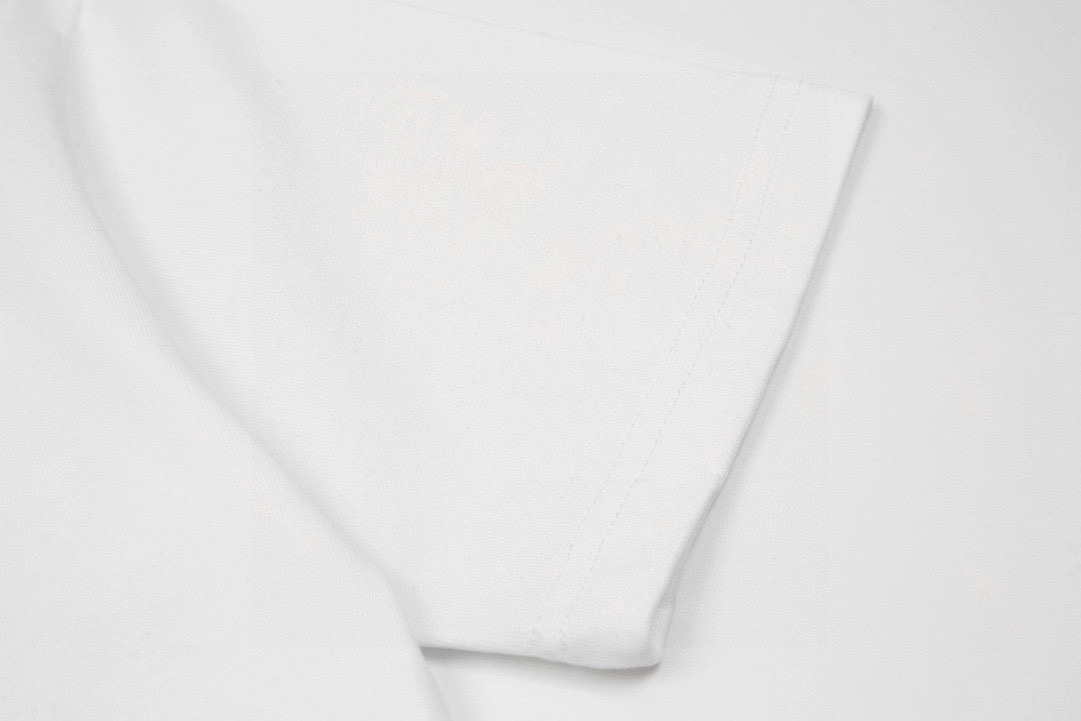 【GIVENCHY 公式旗艦店】 ジバンシー Tシャツ ご好評に付き再入荷！