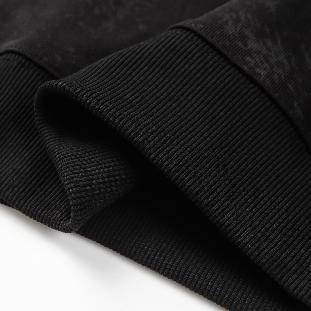 【BALENCIAGA公式旗艦店】好評に付き再入荷！！