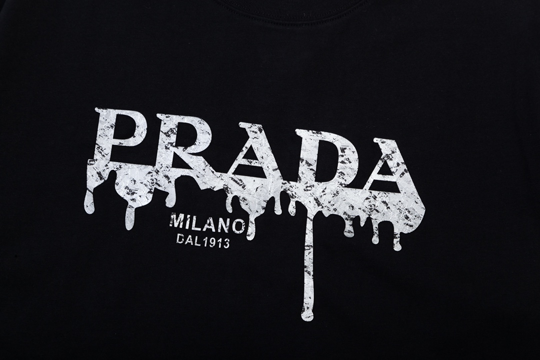 【2024】【PRADA 公式旗艦店】プラダ Tシャツ ご好評に付き再入荷!