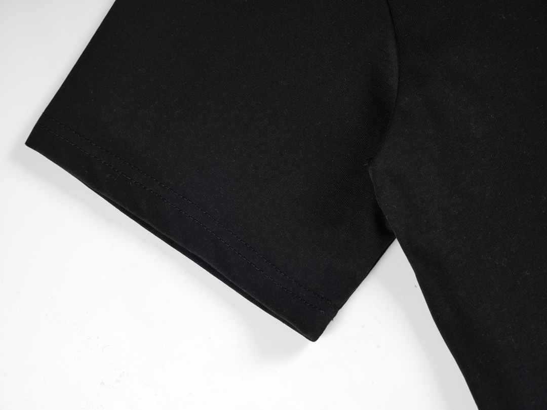 【GUCCI公式旗艦店】クッチ Tシャツ ご好評に付き再入荷！