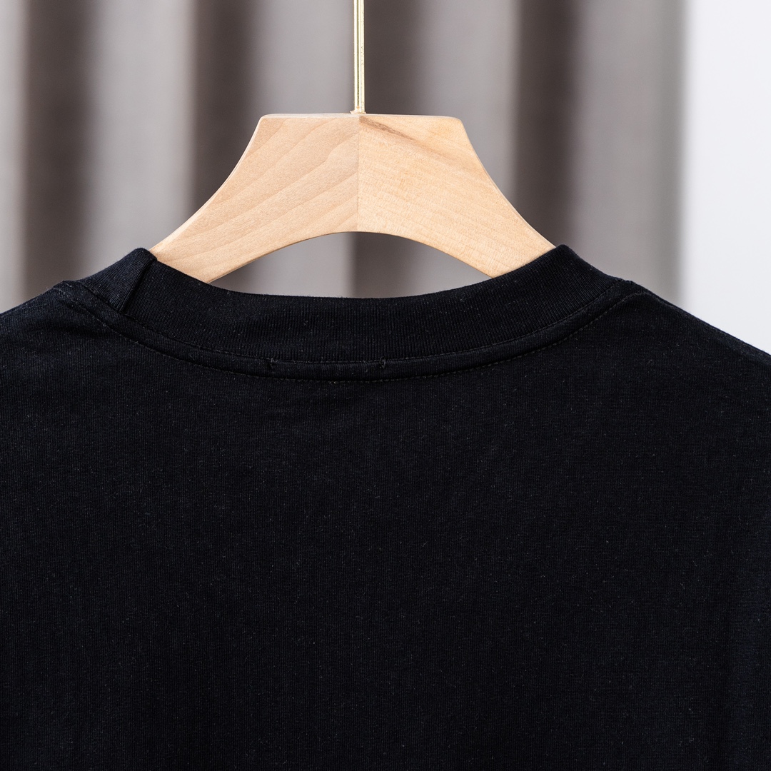 【 DIOR 公式旗艦店】ディオール Tシャツ ご好評に付き再入荷！