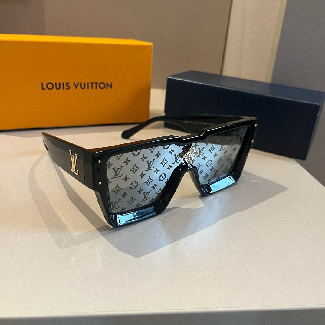 ☆Louis Vuitton☆ サイクロンシリーズ ブラックフレーム サングラス