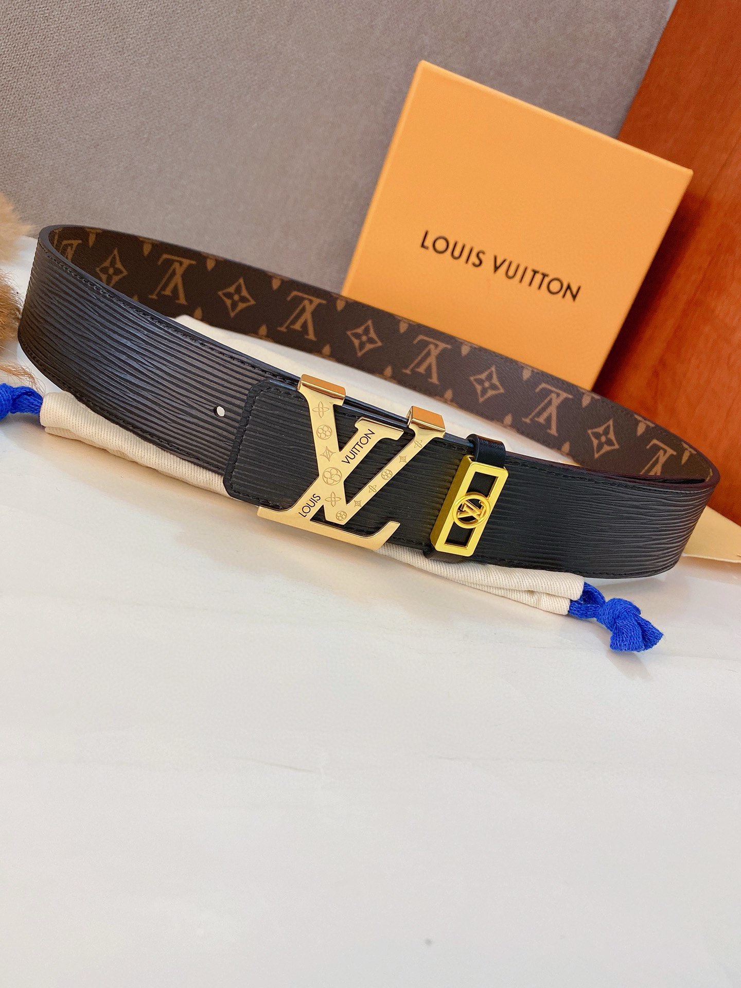 Louis Vuitton  オリジナルベースレザー水紋シリーズ