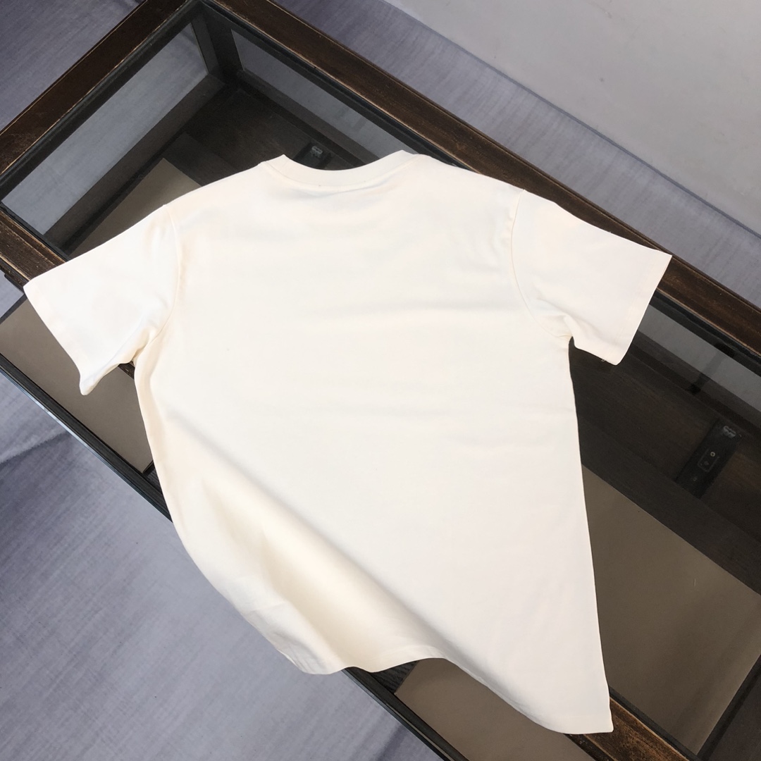 【GUCCI 公式旗艦店】クッチ Tシャツ ご好評に付き再入荷！