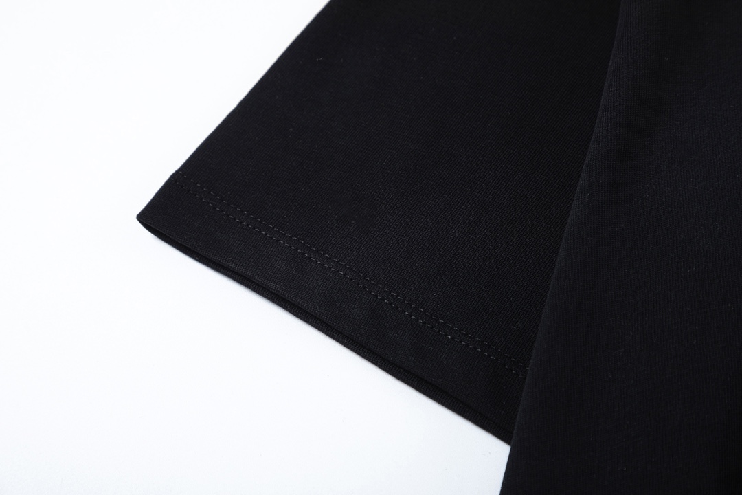 【LOUIS VUITTON 公式旗艦店】ルイヴィトン 半袖Tシャツ ご好評に付き再入荷！