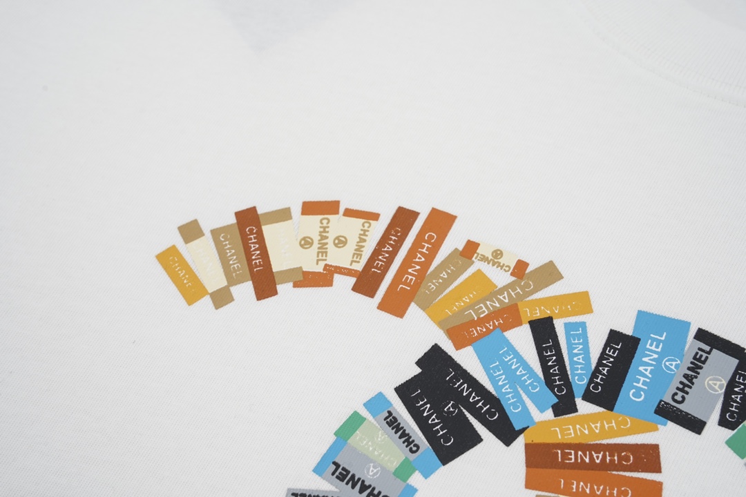 【CHANEL】（シャネル）半袖 男女兼用、ご好評に付き再入荷！