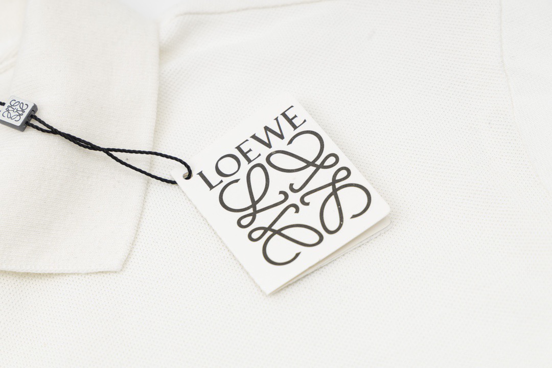 【LOEWE 公式旗艦店】（ロエベ）Tシャツ、ご好評に付き再入荷！