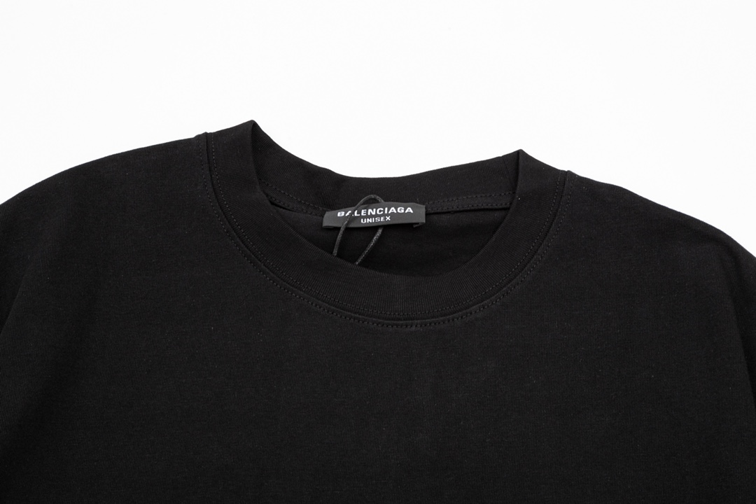 【BALENCIAGA】（バレンシアガ ）半袖Tシャツ、ご好評に付き再入荷！