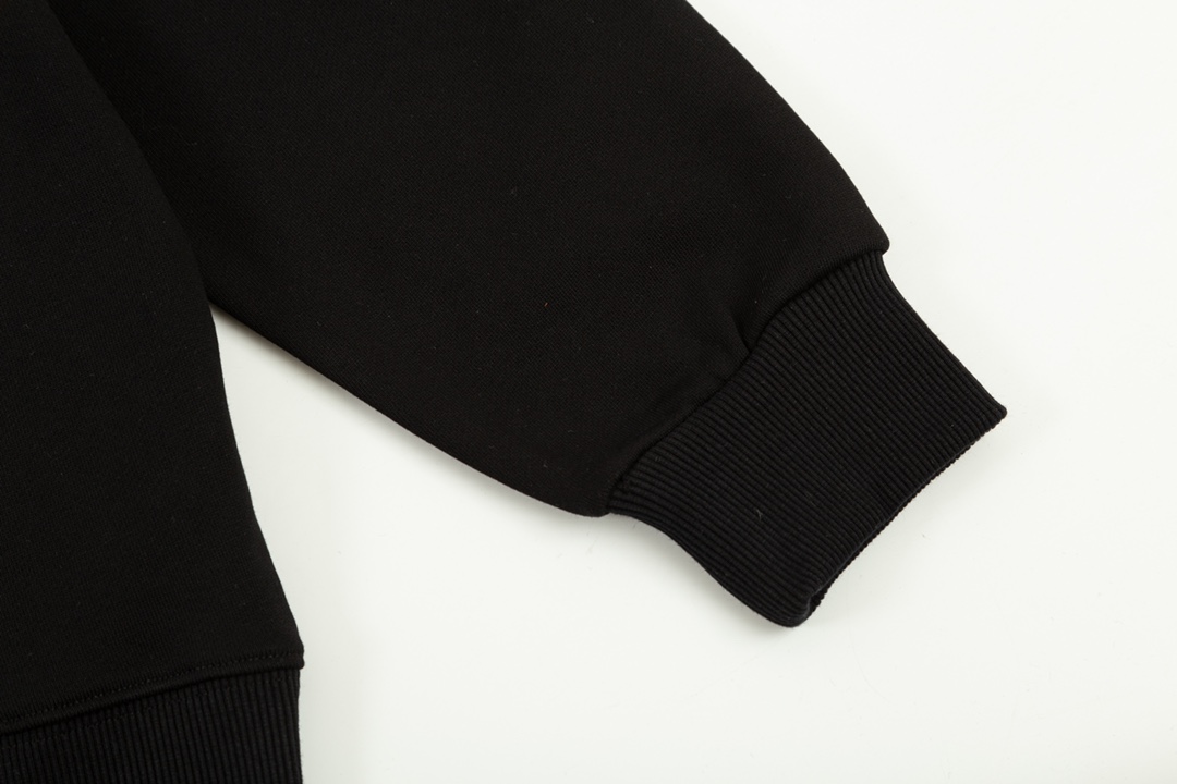 【BURBERRY】男女兼用 ご好評に付き再入荷！