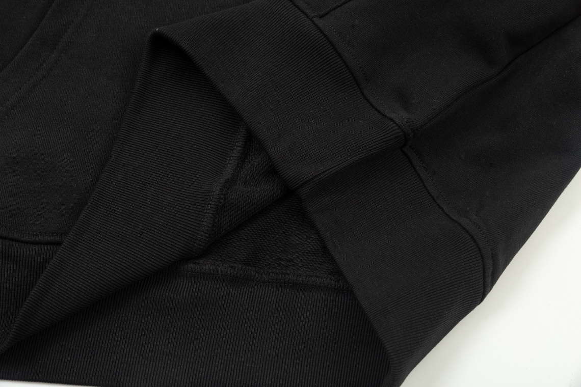 【Louis Vuitton公式旗艦店】ご好評に付き再入荷！！