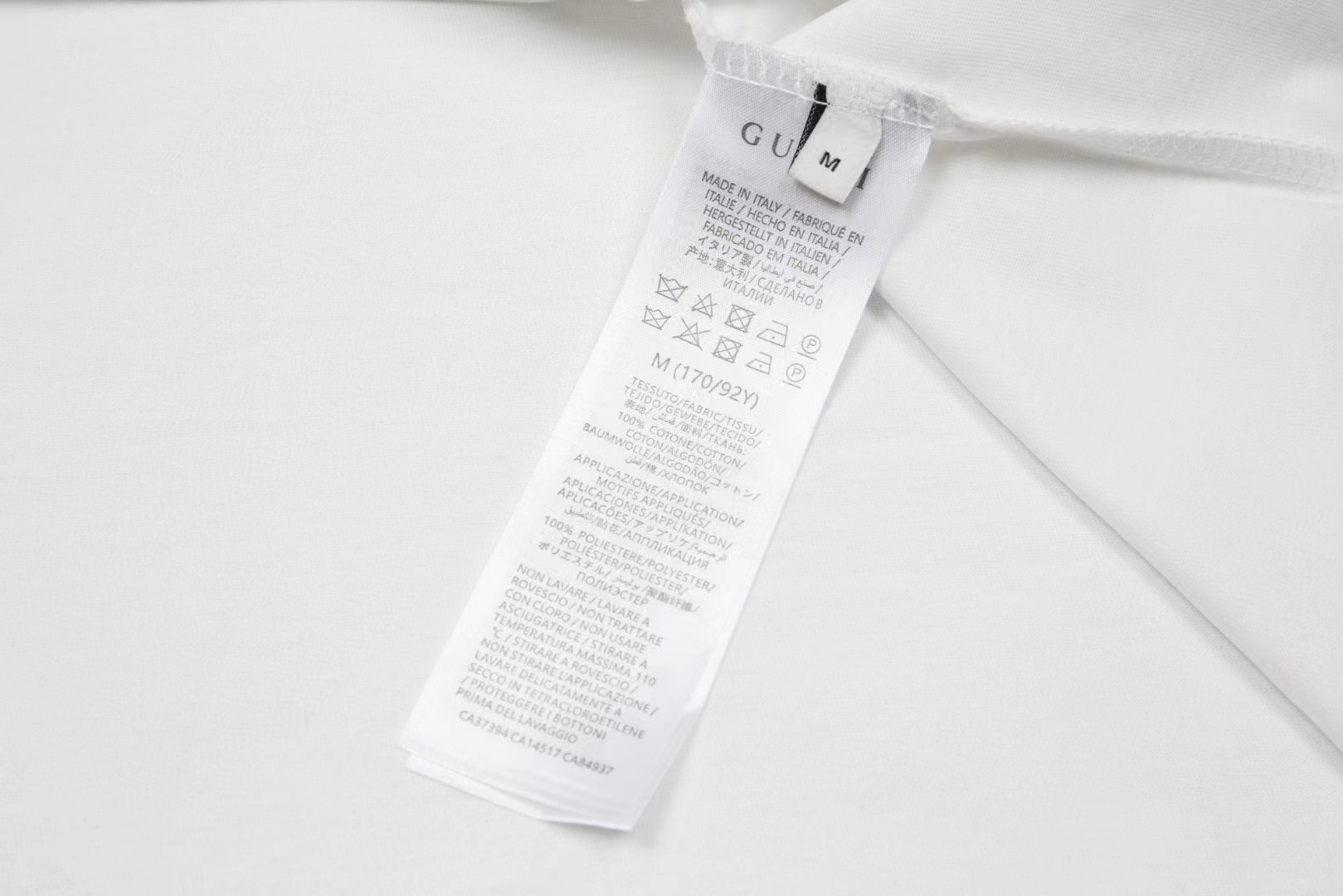 【GUCCI 公式旗艦店】クッチ Tシャツ ご好評に付き再入荷！