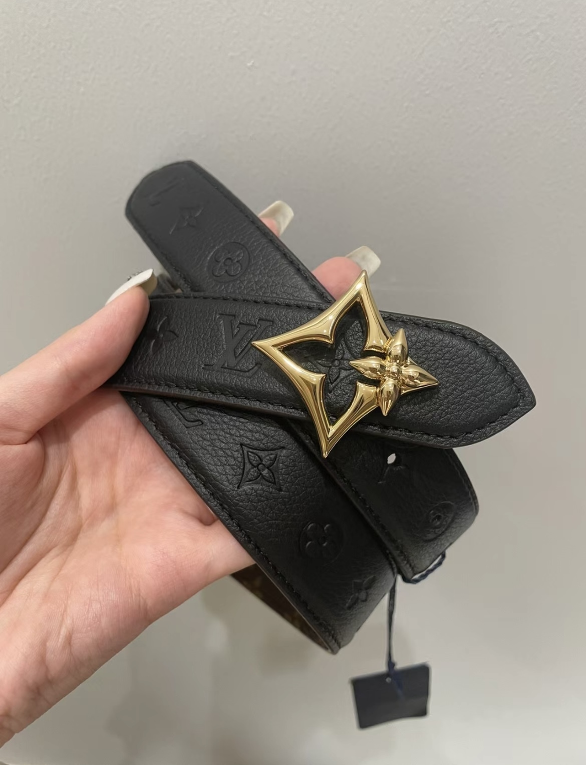 【リバーシブルがオシャレ♪】Louis Vuitton★ベルト   M8373UM8373WM8373V