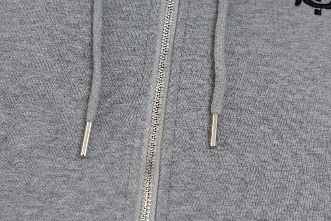 【 Burberry 旗艦店】ご好評に付き再入荷！！