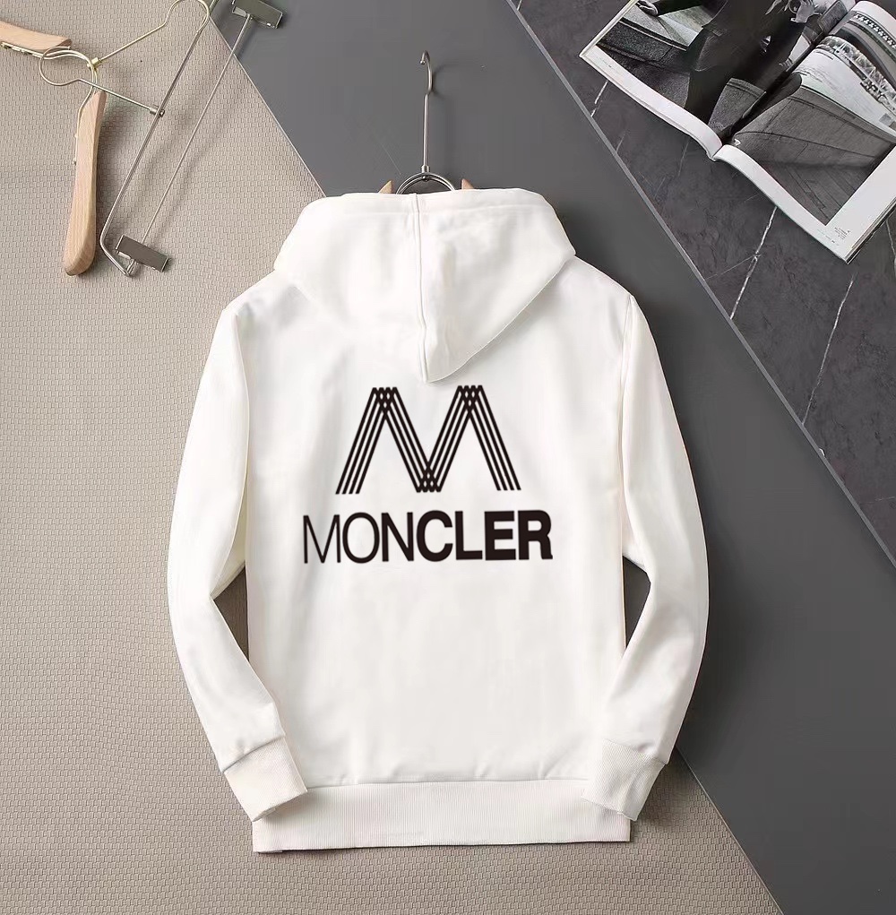 【MONCLER 公式旗艦店】ご好評に付き再入荷！！