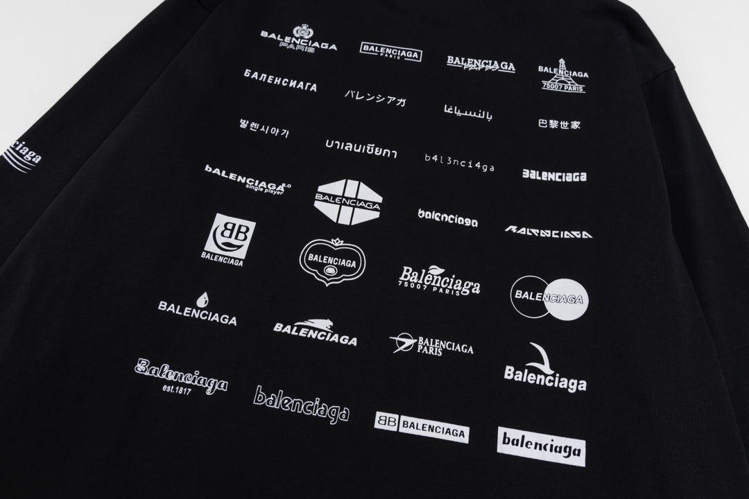 【BALENCIAGA公式旗艦店】好評に付き再入荷！！