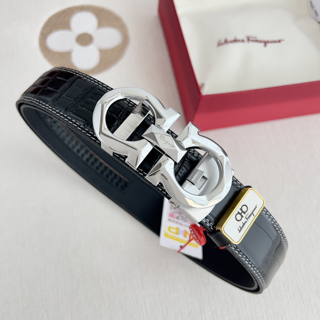 FERRAGAMO 一層目牛革クロコダイル柄ダブルステッチ