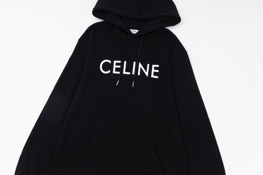 【 Celine 旗艦店】ご好評に付き再入荷！！