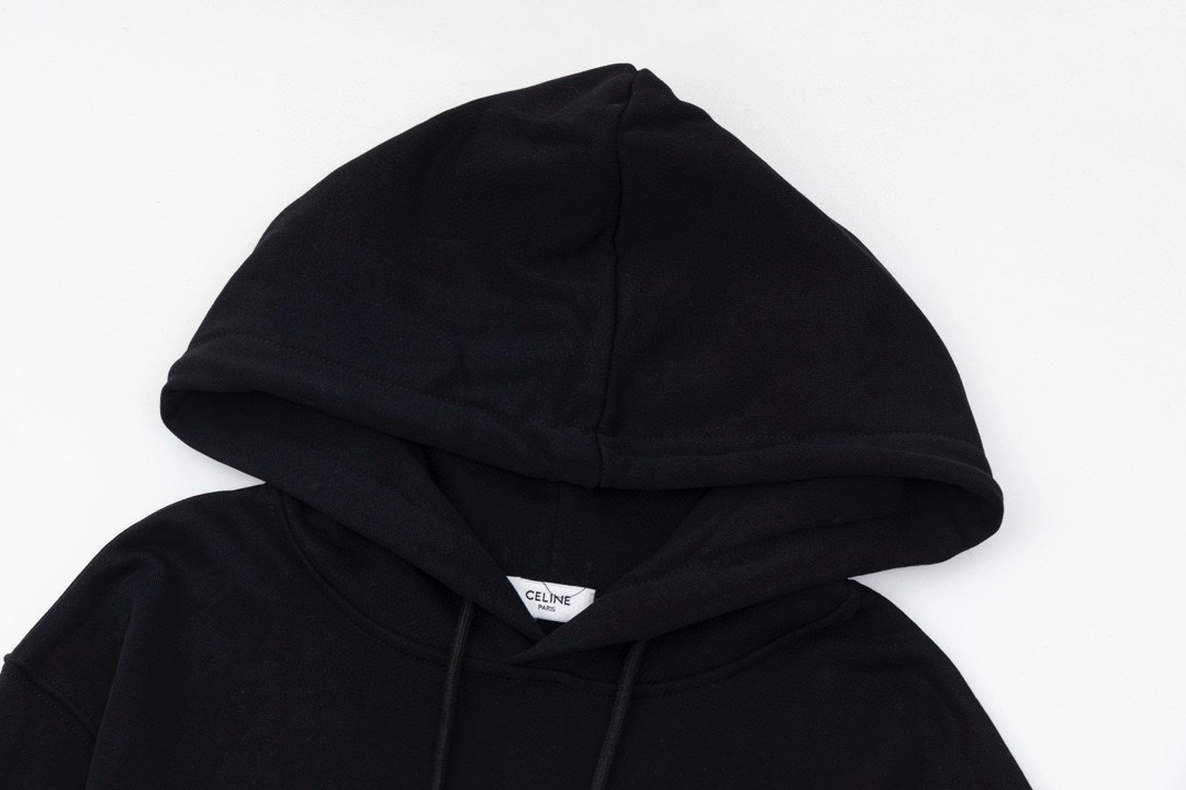 【 Celine 旗艦店】ご好評に付き再入荷！！