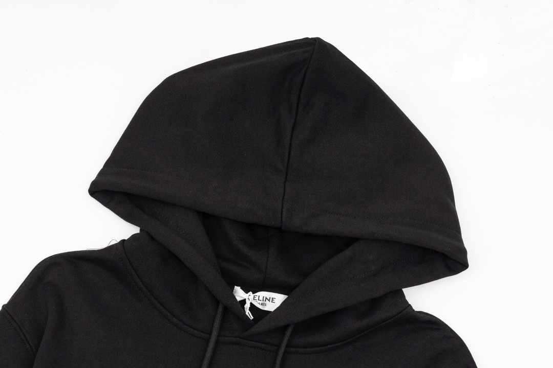 【 Celine 旗艦店】ご好評に付き再入荷！！