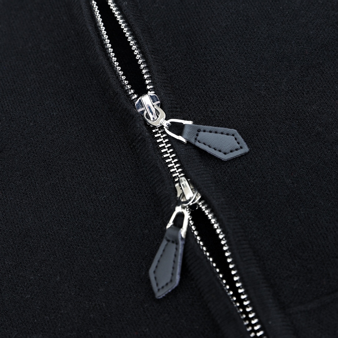 【BURBERRY】男女兼用 ご好評に付き再入荷！
