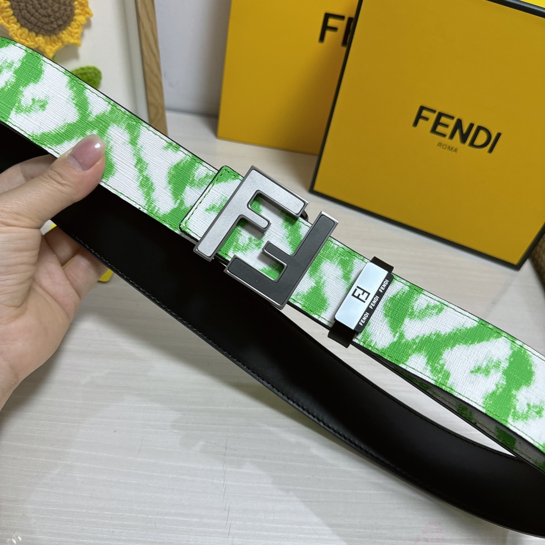 【FENDI 公式旗艦店】着好評に付き再入荷！