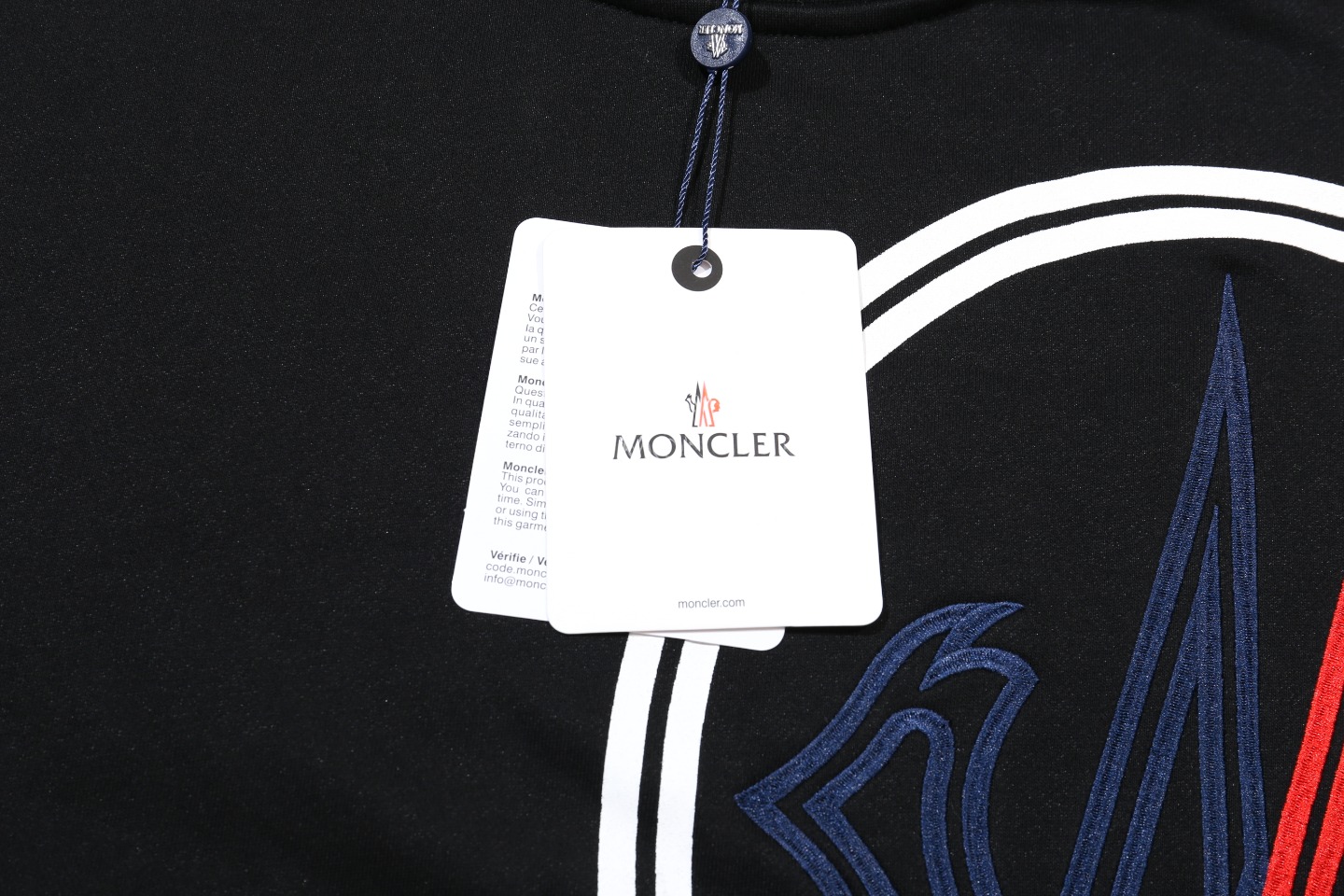 【MONCLER 公式旗艦店】ご好評に付き再入荷！！