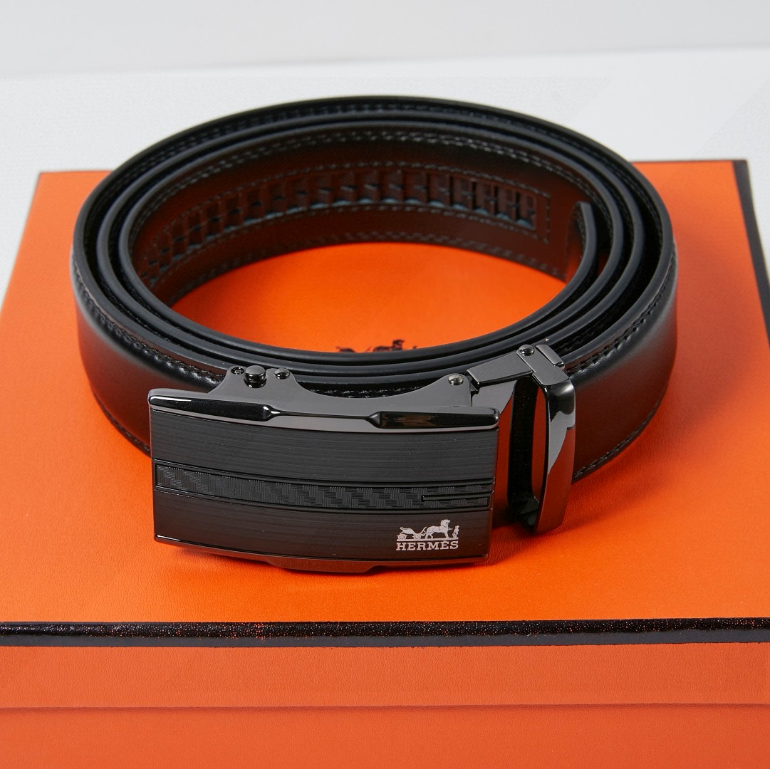 「Hermes 公式 旗艦店」ご好評に付き再入荷！！