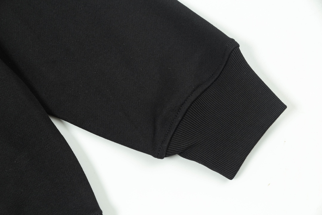 【Louis Vuitton公式旗艦店】ご好評に付き再入荷！！