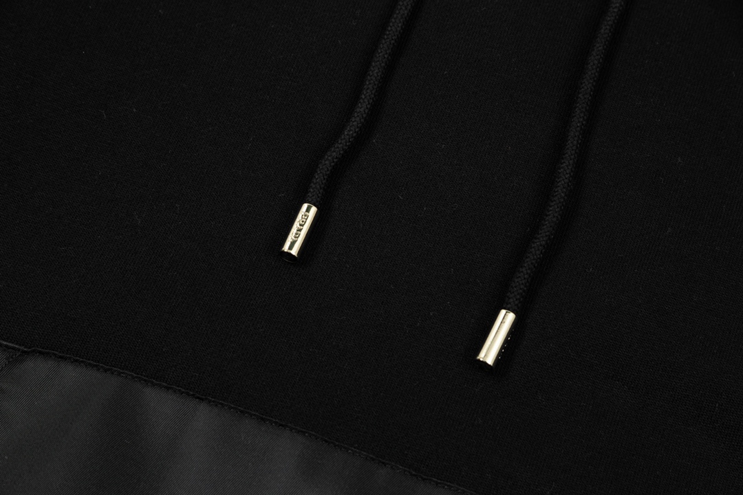 【Prada】( プラダ ) 【即日出荷】ご好評に付き再入荷！