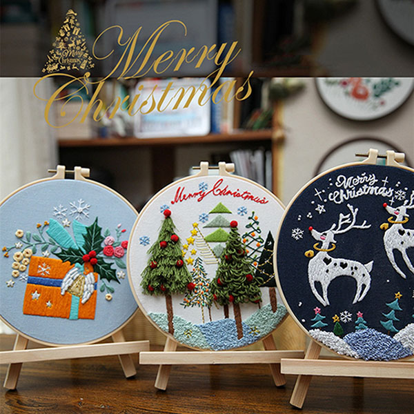 Christmas Embroidery Set