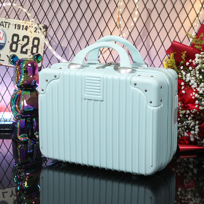 กระเป๋าเดินทางขนาดเล็กแบบถือ