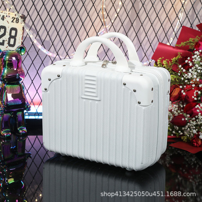 กระเป๋าเดินทางขนาดเล็กแบบถือ