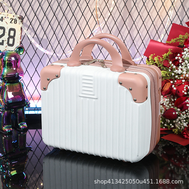 กระเป๋าเดินทางขนาดเล็กแบบถือ