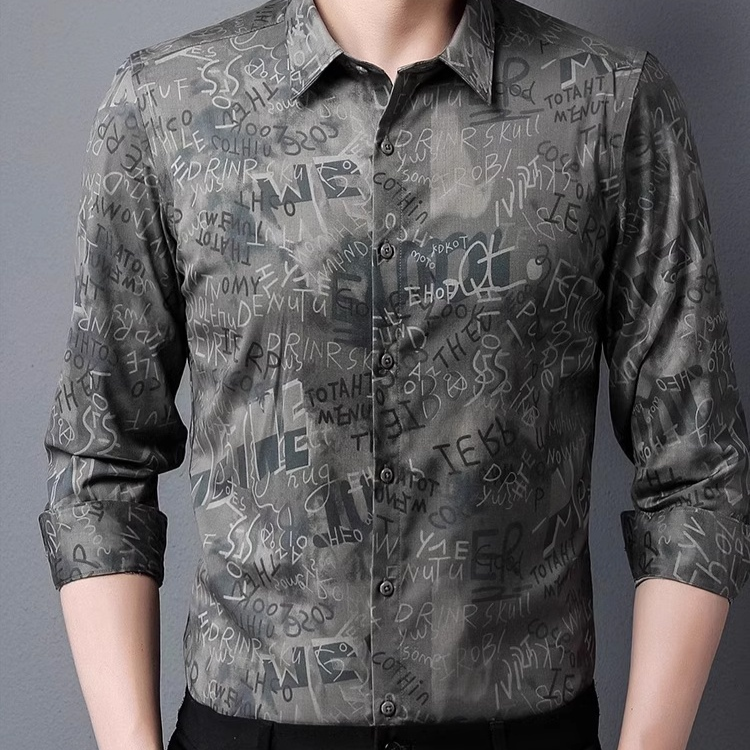 เสื้อเชิ้ตแขนยาวพิมพ์ลายผู้ชาย