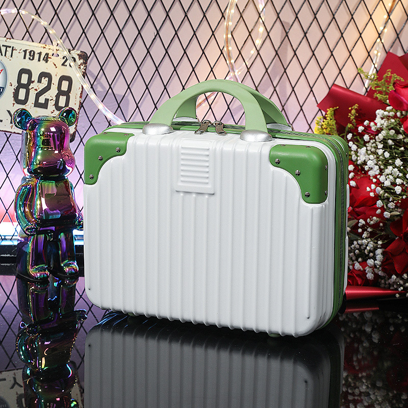 กระเป๋าเดินทางขนาดเล็กแบบถือ