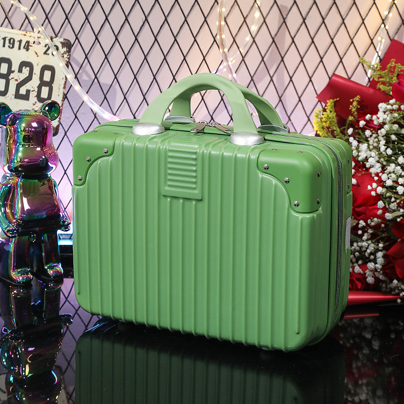 กระเป๋าเดินทางขนาดเล็กแบบถือ