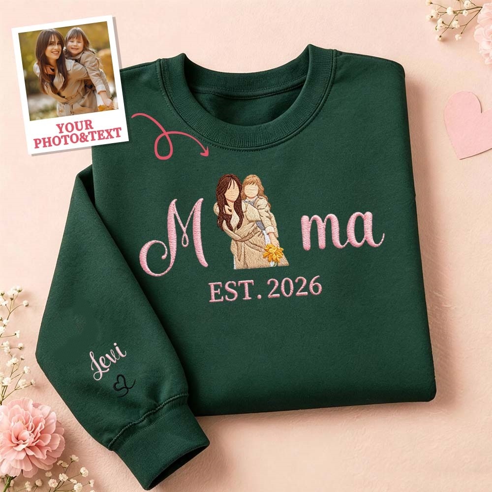 Custom Embroidered Mum Sweatshirt with Mum Kids Portrait - FaceSocksUSA