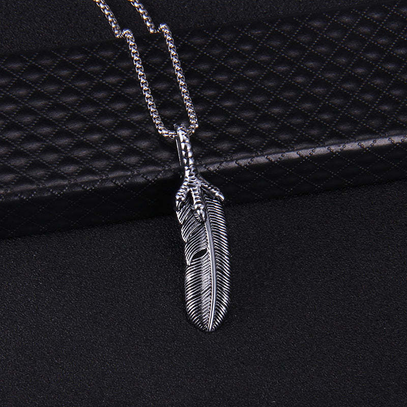 Feather Pendant Necklace Men's Trendy Personality Fashion Nightclub Europe and the United States Hip-hop Street Jewelry - FaceSocksUSA